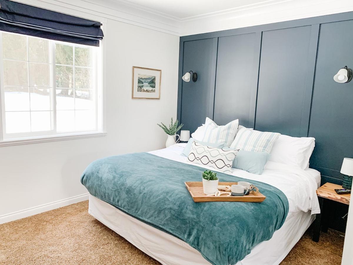 The Inn At The Ninth Hole Bed & Breakfast Salmon Arm Extérieur photo
